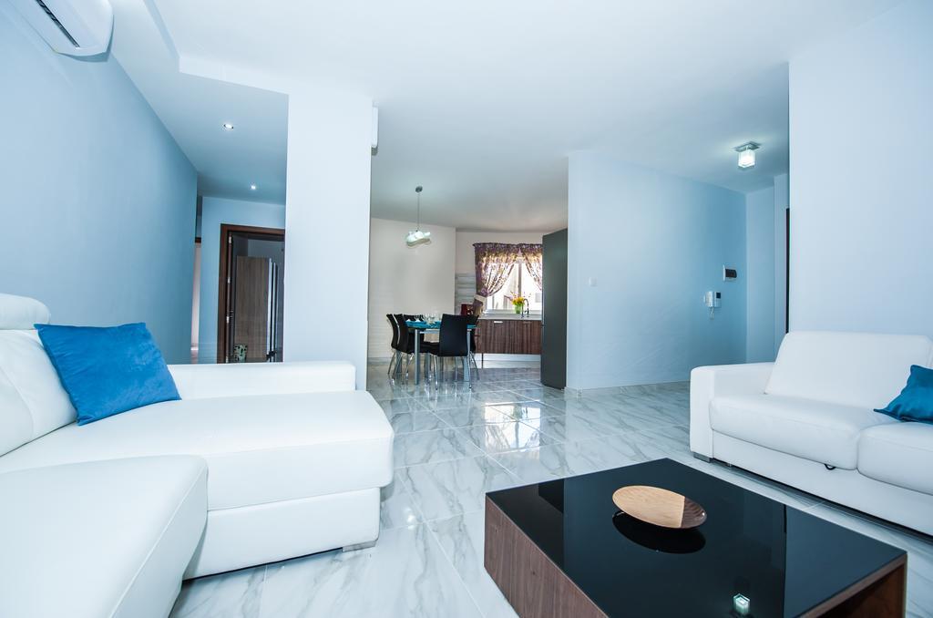 The Waves Holiday Apartment Marsaxlokk Zewnętrze zdjęcie